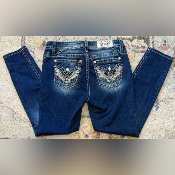 Miss Me Womens Size 32 Mid Rise Skinny Jeans Embellished Pockets Western - Picture 6 of 7